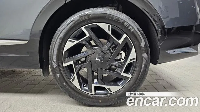 Kia Sportage Sportage 5-е поколение Бензин 1.6 турбо 2WD — Фото автомобиля 21