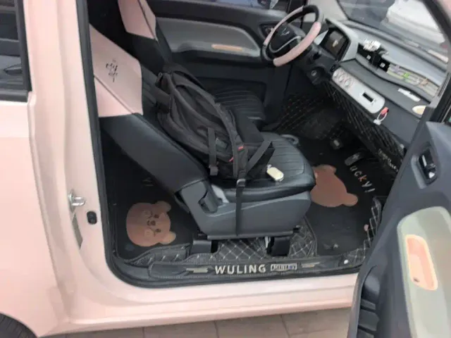 Wuling Hongguang Mini EV — Фото автомобиля 24