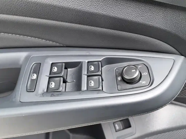Volkswagen Passat — Фото автомобиля 9