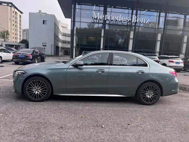 Mercedes-Benz C-Class — Фото автомобиля 2