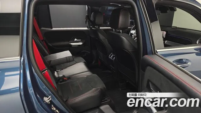 Mercedes-Benz GLB-Class — Фото автомобиля 17