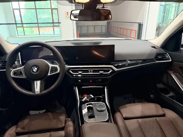 BMW 3 Series — Фото автомобиля 18