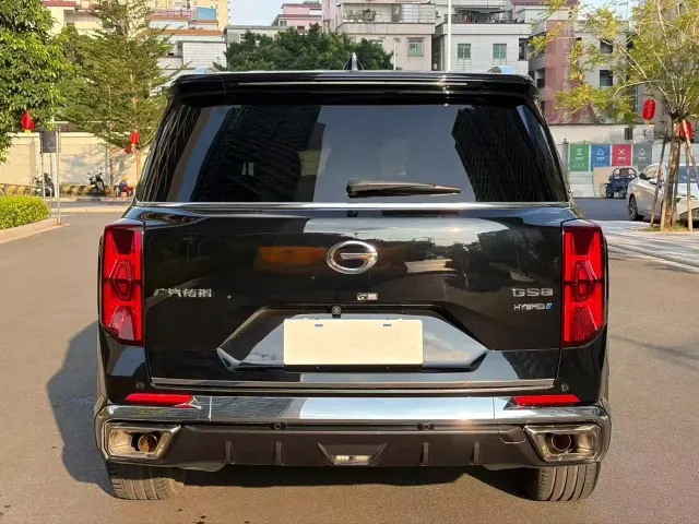 GAC Trumpchi GS8 — Фото автомобиля 6