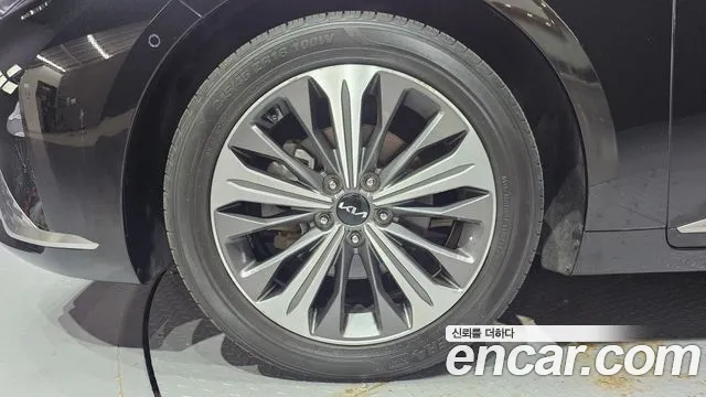 Kia K8 K8 Hybrid — Фото автомобиля 5