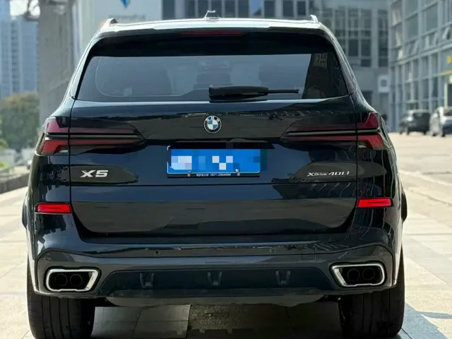 BMW X5 — Фото автомобиля 4