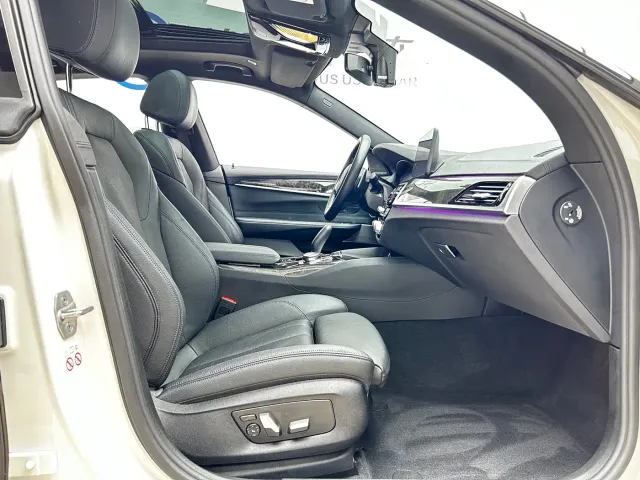 BMW 6 Series Gran Turismo — Фото автомобиля 21