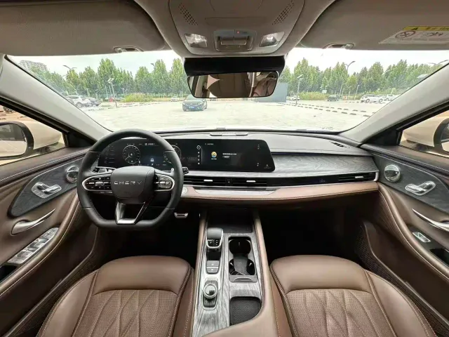 Chery Arrizo 8 — Фото автомобиля 5