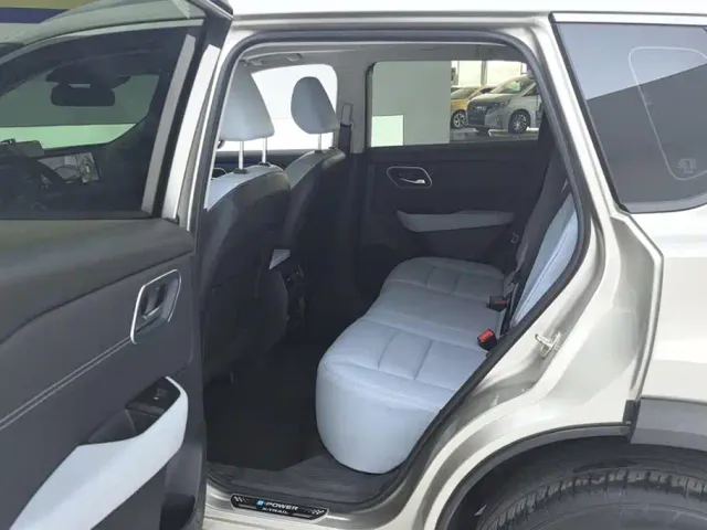 Nissan X-Trail — Фото автомобиля 11