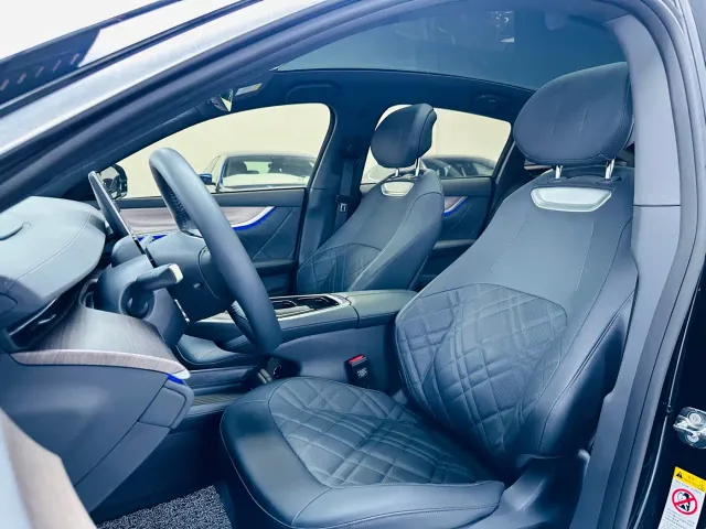 Changan Qiyuan A07 — Фото автомобиля 10