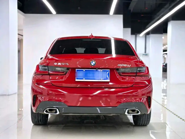 BMW 3 Series — Фото автомобиля 3