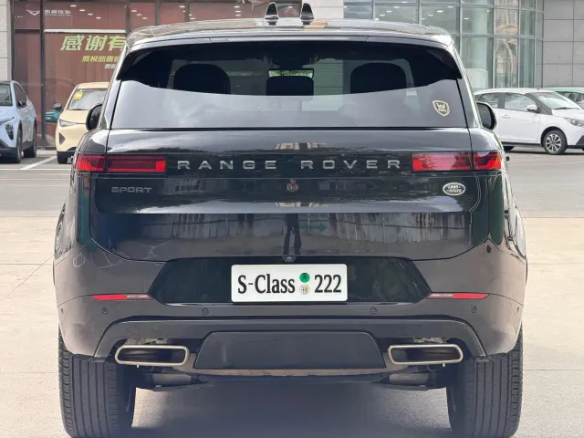 Land Rover Range Rover Sport — Фото автомобиля 5