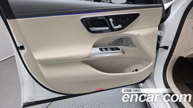 Mercedes-Benz E-Class E-класс W214 E300 4MATIC Exclusive — Фото автомобиля 24