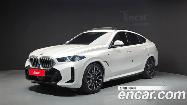 Фотография автомобиля — BMW X6 G06