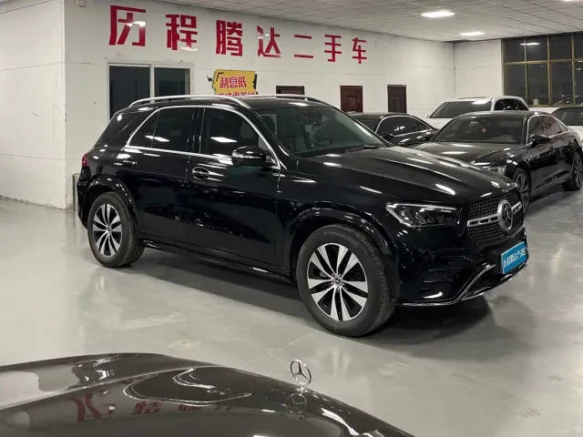 Mercedes-Benz GLE-Class — Фото автомобиля 3