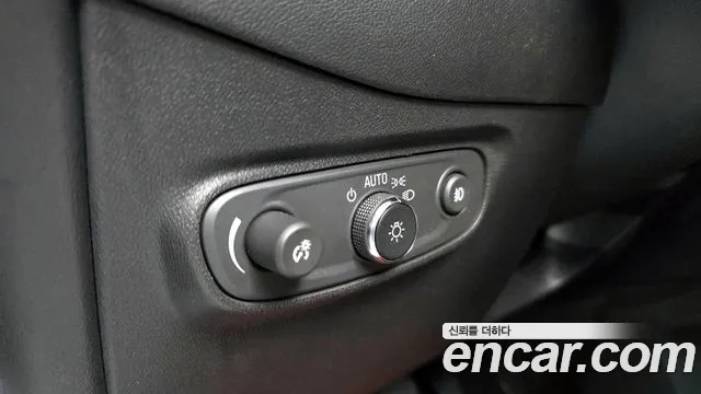 ChevroletGMDaewoo Equinox Новый Next Equinox 4WD Premier — Фото автомобиля 18