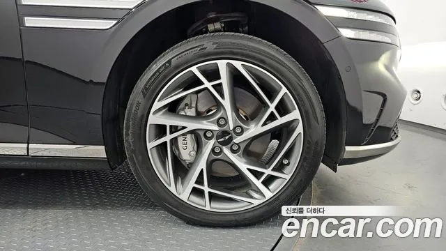 Genesis G90 Бензин 3.5 турбо AWD — Фото автомобиля 5