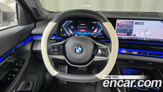 BMW 5-Series — Фото автомобиля 12
