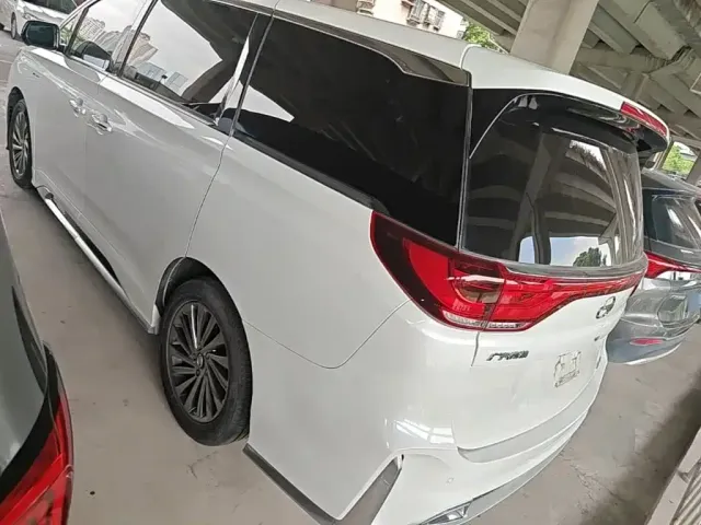 GAC Trumpchi M8 — Фото автомобиля 22