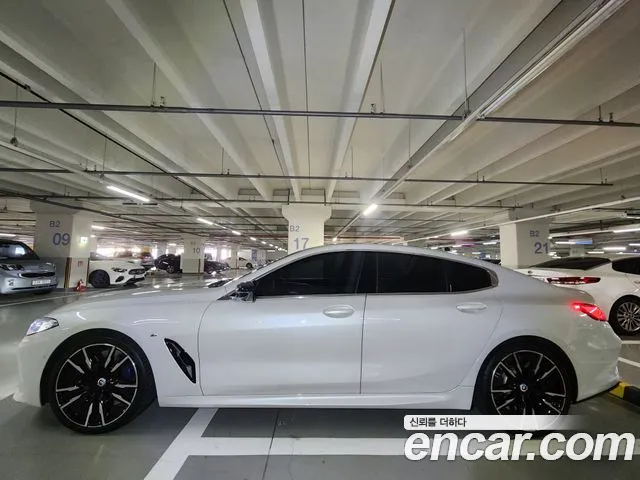 BMW 8-Series — Фото автомобиля 3