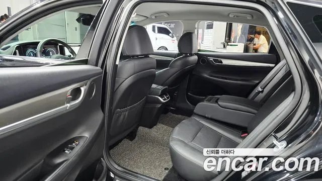 Hyundai Grandeur — Фото автомобиля 11
