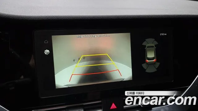 Kia Niro — Фото автомобиля 14