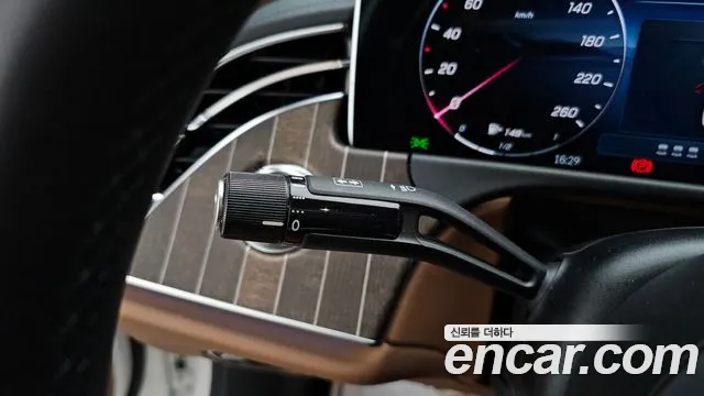 Mercedes-Benz E-Class W214 — Фото автомобиля 25