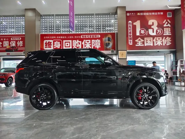 Land Rover Range Rover Sport — Фото автомобиля 24