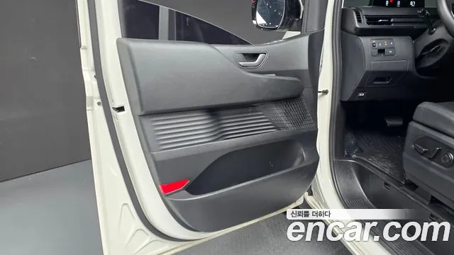 Hyundai Staria — Фото автомобиля 12