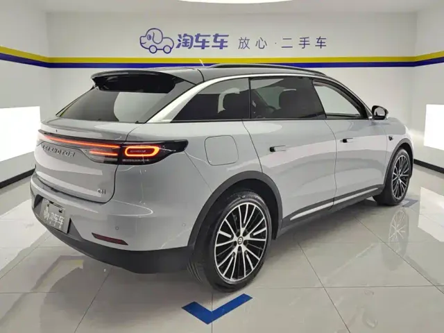 Leapmotor C11 — Фото автомобиля 3