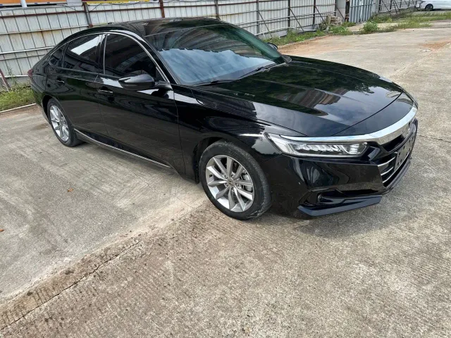 Honda Accord — Фото автомобиля 3