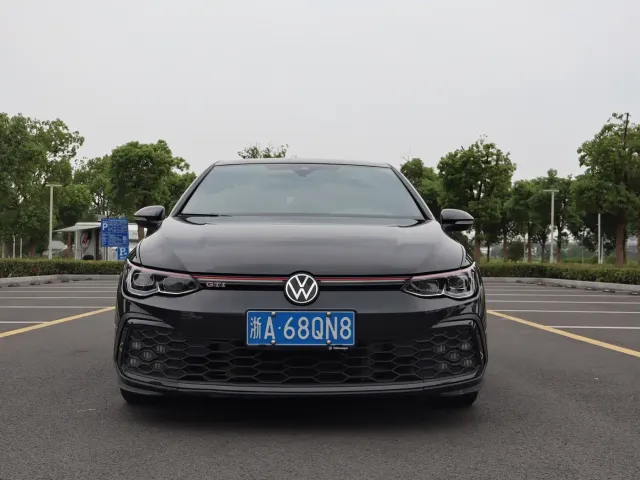 Volkswagen Golf GTI 2021 380TSI DSG GTI — Фото автомобиля 2