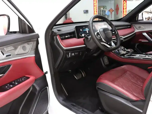 Jetour X70 Plus — Фото автомобиля 9