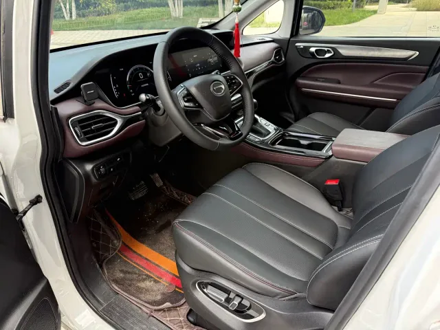 GAC Trumpchi M6 — Фото автомобиля 6