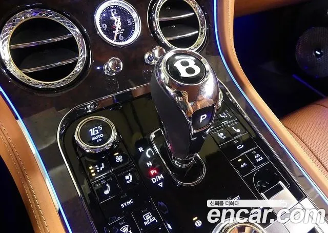 Bentley Continental — Фото автомобиля 7