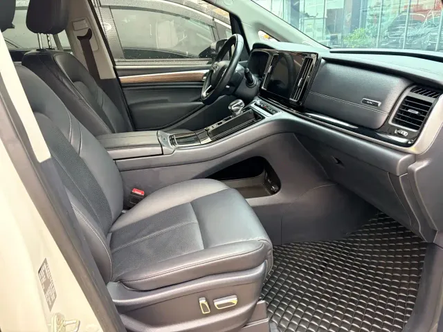GAC Trumpchi M8 — Фото автомобиля 9