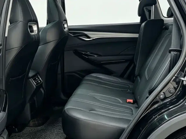 Changan CS75 Plus — Фото автомобиля 7