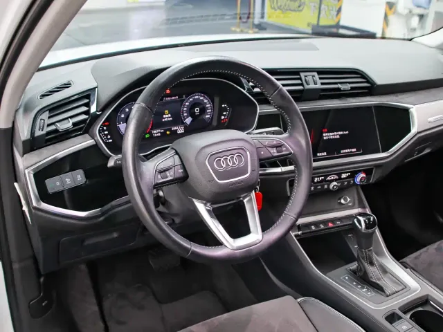 Audi Q3 — Фото автомобиля 5