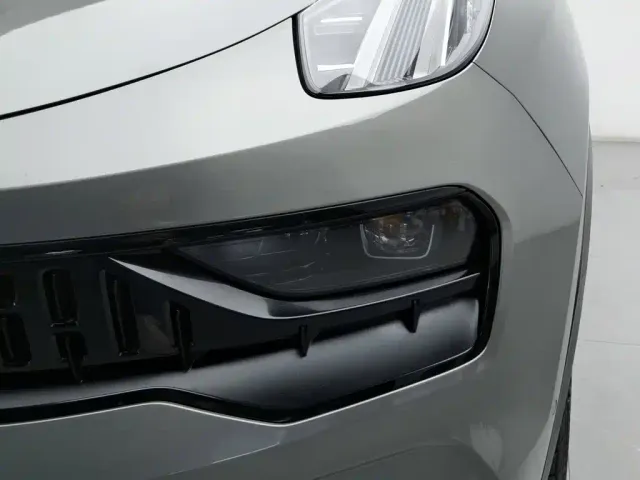Lynk & Co 05 — Фото автомобиля 7
