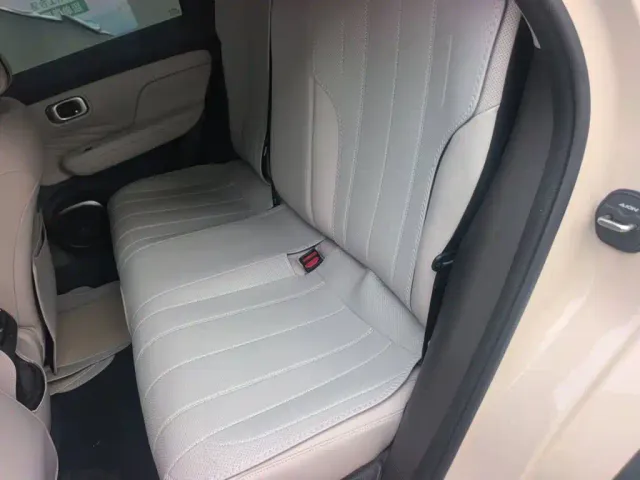 GAC AION UT super — Фото автомобиля 13