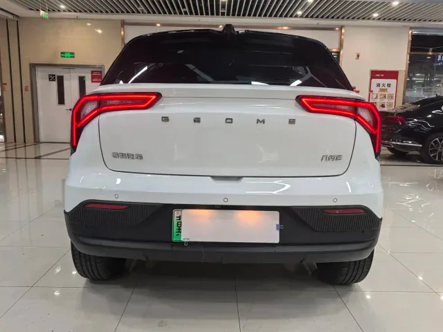 Geely Geometry E Firefly — Фото автомобиля 3