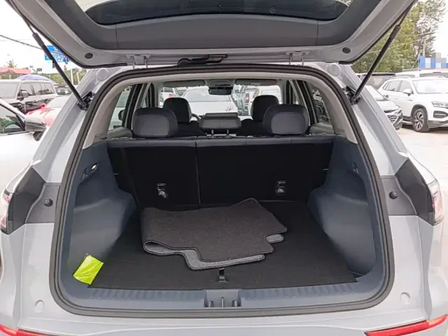 Geely Galaxy E5 — Фото автомобиля 18