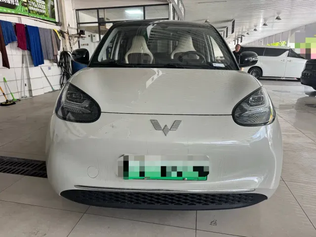 Wuling Bingo — Фото автомобиля 2