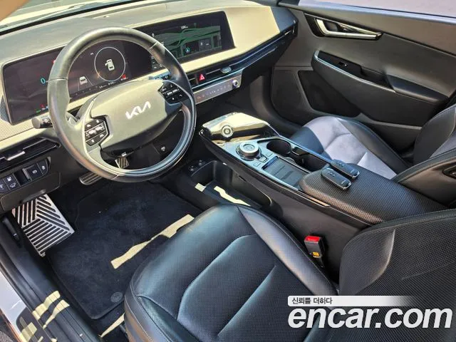 Kia EV6 — Фото автомобиля 10