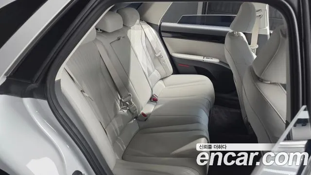 Hyundai Grandeur GN7 — Фото автомобиля 18