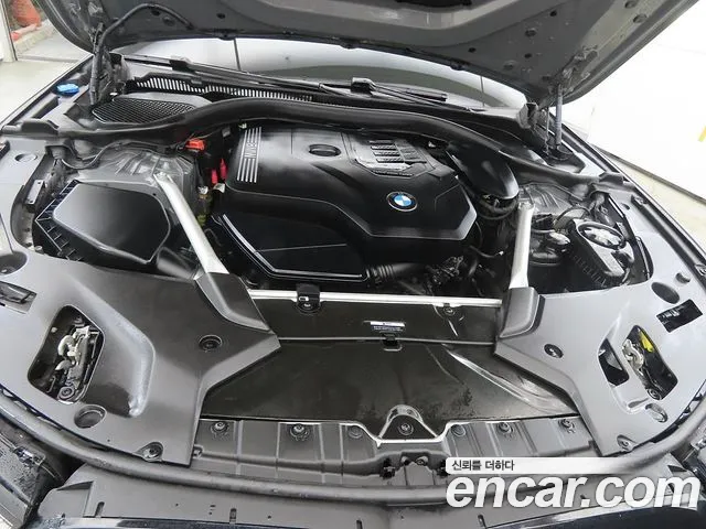BMW 5 Series G30 — Фото автомобиля 5