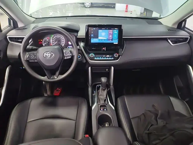 Toyota Corolla Cross — Фото автомобиля 9