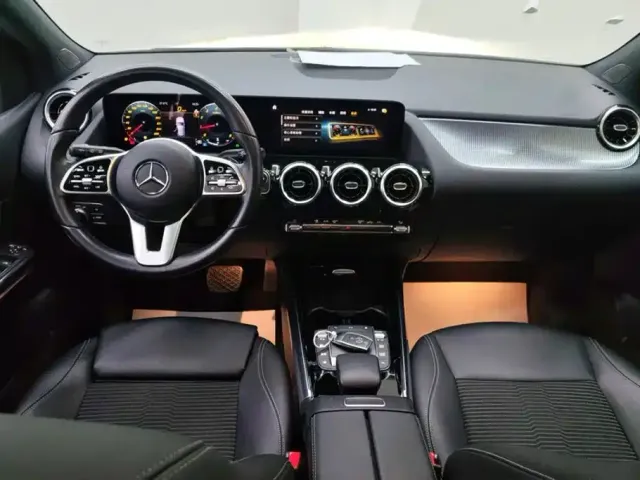 Mercedes-Benz B-Class — Фото автомобиля 12