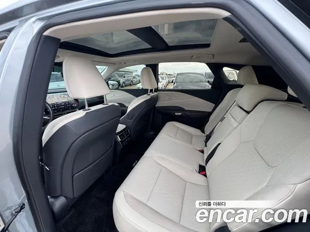 Lexus RX — Фото автомобиля 15