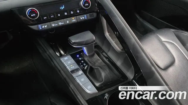Hyundai AVANTE Новый Avante (CN7) — Фото автомобиля 9