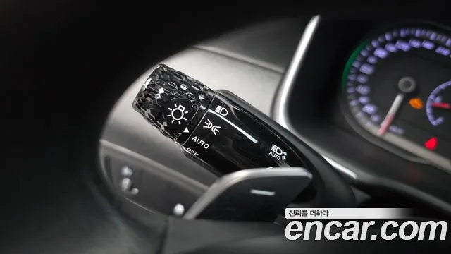 Hyundai Tucson Tucson (NX4) Дизель 2.0 2WD — Фото автомобиля 28